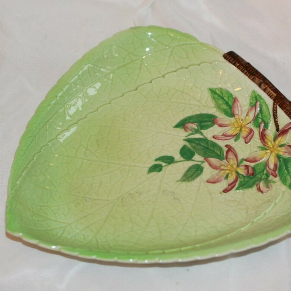 Carlton Ware Pottery Green Leaf Foxglove Bowl 9"